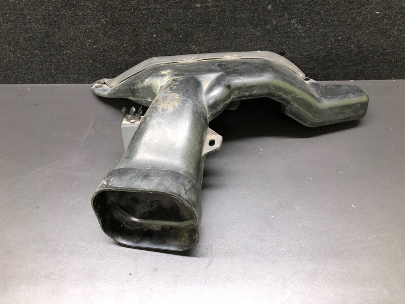 Воздухозаборник CAMRY 30 02-06