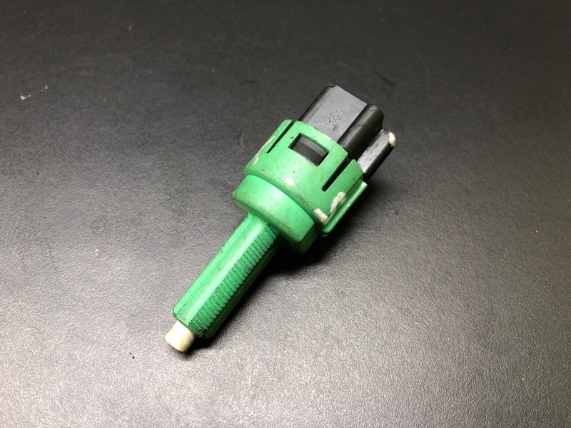 Датчик положения педали тормоза MDX (YD2) 06-13