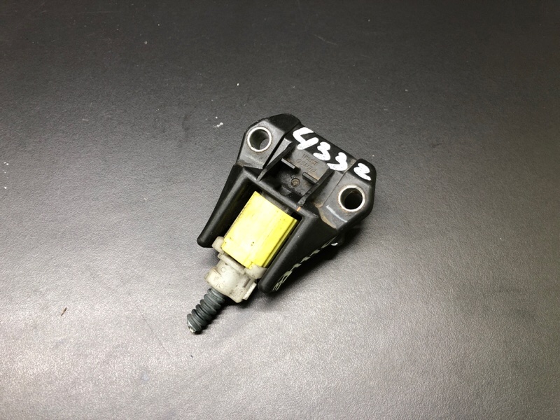 Датчик удара LEXUS GS350 GS300 05-11 2009 Седан 3.5 89173-45050 Б/У