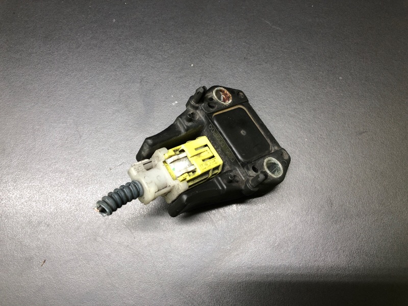 Датчик удара GS350 GS300 05-11 2009 Седан 3.5