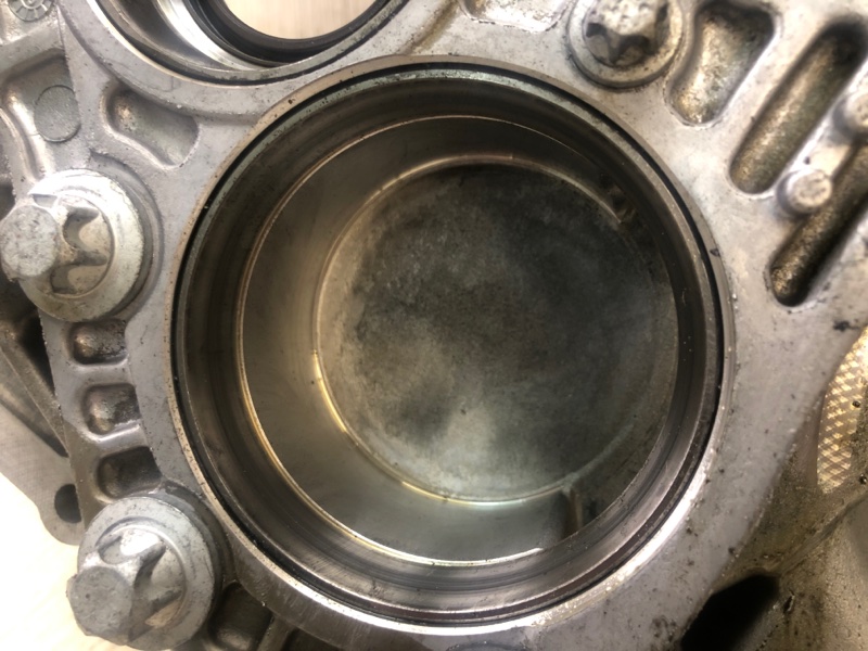 Крышка АКПП передняя 500L (330) 12-17 2013 HATCHBACK 1.4 16V TURBO