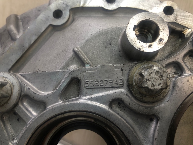 Крышка АКПП передняя 500L (330) 12-17 2013 HATCHBACK 1.4 16V TURBO