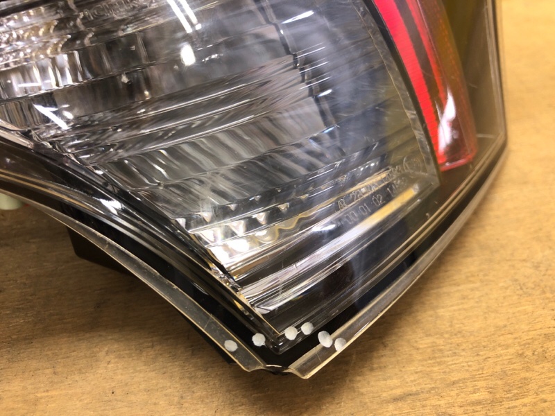 Фонарь наружный левый PRIUS 16- Фонарь наружный левый PRIUS 16-