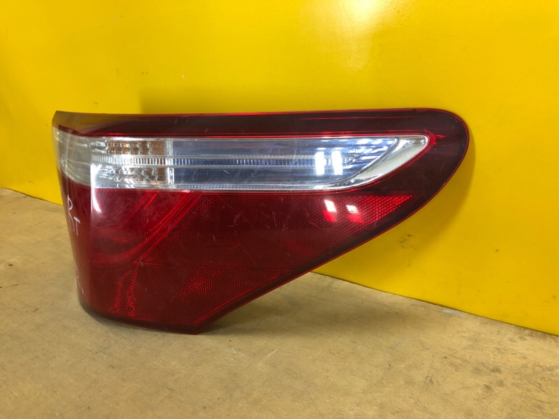 Фонарь наружный правый LEXUS LS460 06-12 Фонарь наружный правый LEXUS LS460 06-12