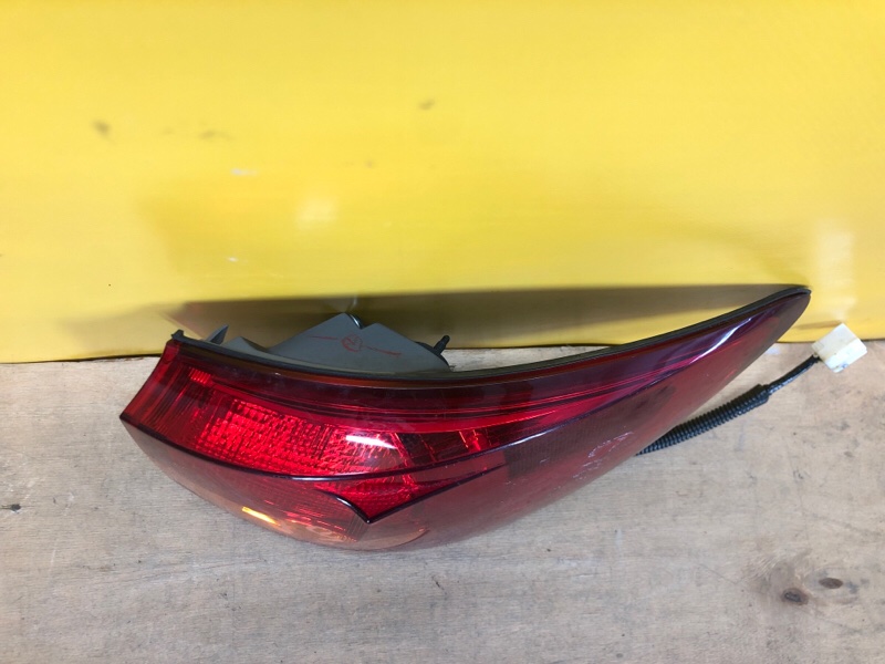 Фонарь наружный правый IS250/350 05-13