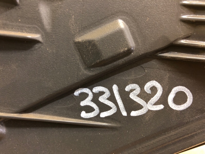 Фонарь наружный левый CT200 11-17