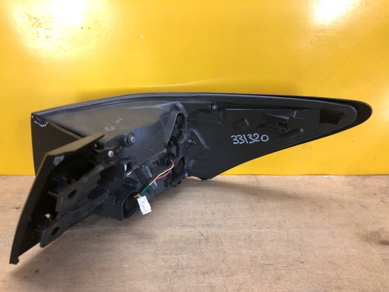 Фонарь наружный левый CT200 11-17