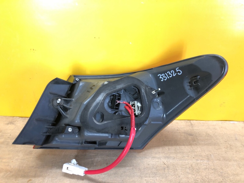 Фонарь наружный левый ES350 06-12