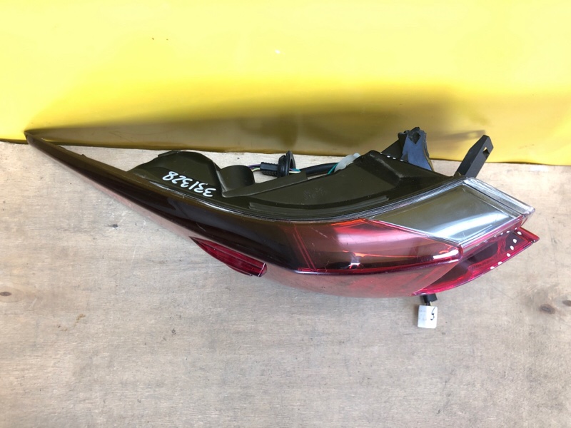 Фонарь наружный левый RX350/450 15-22