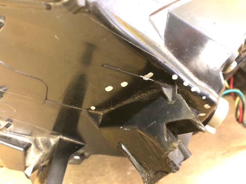 Фонарь наружный левый RX350/450 15-22