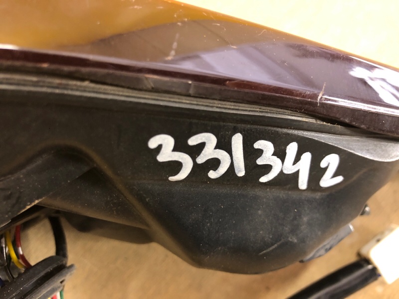 Фонарь наружный левый RX350/450 15-22