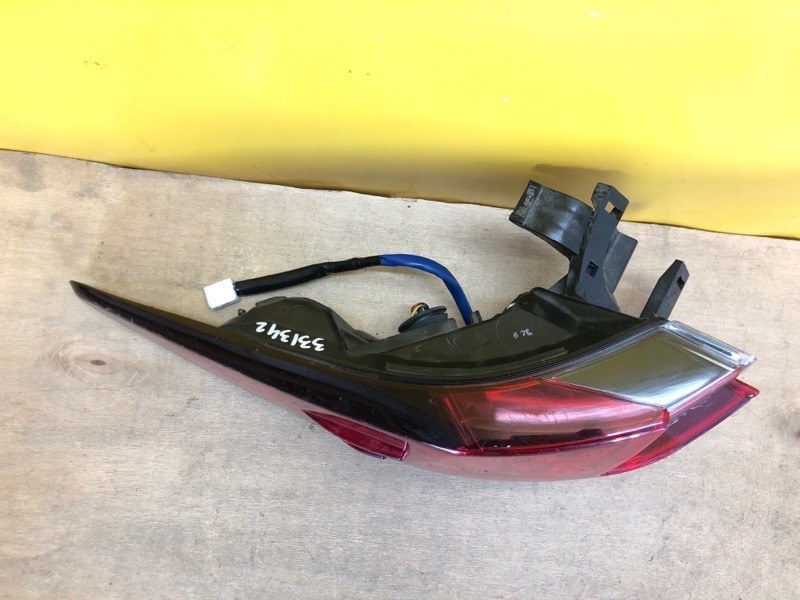 Фонарь наружный левый RX350/450 15-22