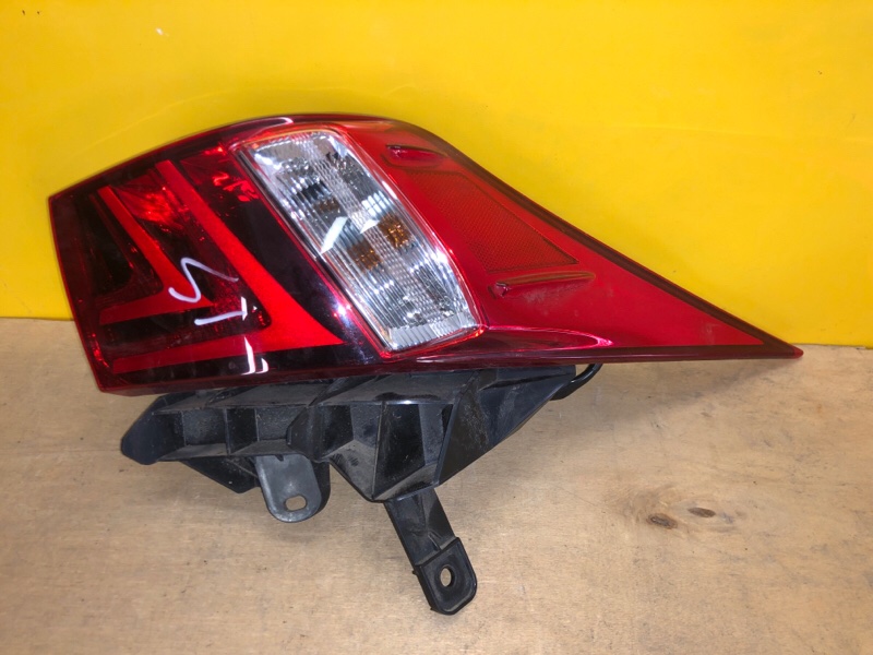 Фонарь наружный правый LEXUS IS250/350 13-20 8155153280 Б/У