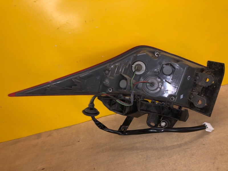 Фонарь наружный правый IS250/350 13-20