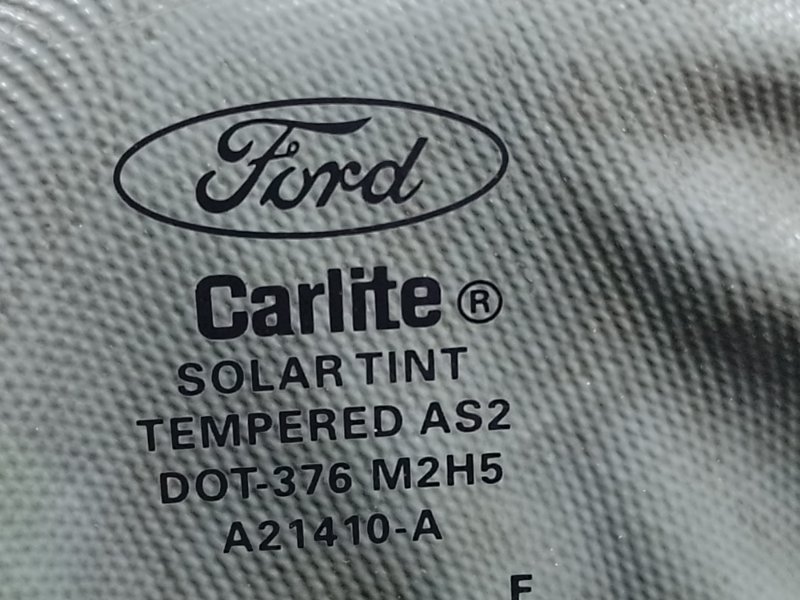 Стекло двери переднее правое FOCUS 10-18 2018 2.0 C20HDEX