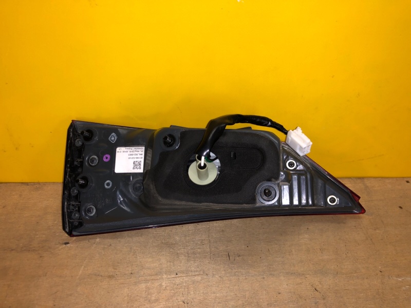 Фонарь внутренний задний IS250/350 13-20