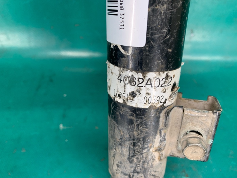 Амортизатор передний правый L200 06-14 Амортизатор передний правый L200 06-14