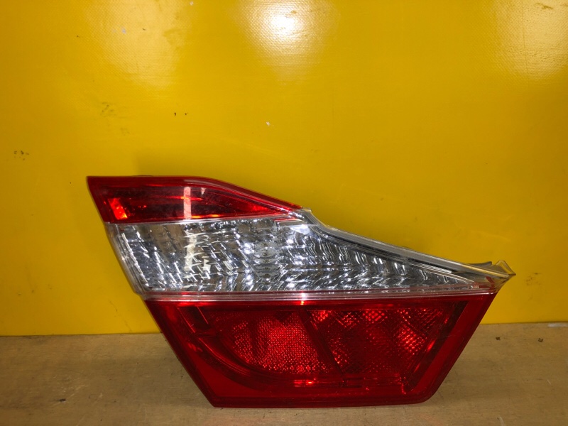 Фонарь внутренний левый TOYOTA CAMRY 50 12-15 8159133220 Б/У