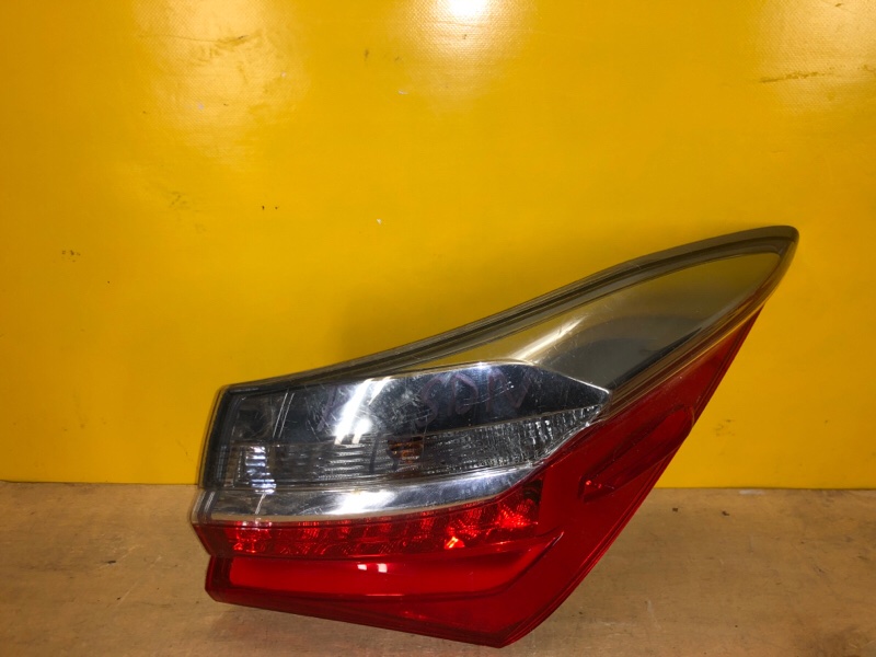 Фонарь наружный правый TOYOTA COROLLA 12-19 E180 8155002A80 Б/У