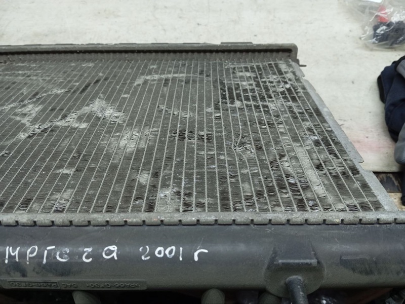 Радиатор основной IMPREZA 00-07 GD/GG