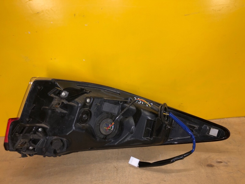 Фонарь наружный левый RX350/450 15-22 Фонарь наружный левый RX350/450 15-22