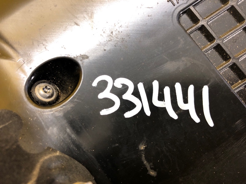 Фонарь наружный левый AVENSIS 08-18