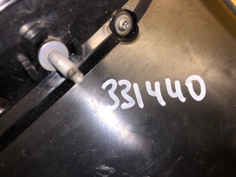 Фонарь наружный левый AVENSIS 08-18 Фонарь наружный левый AVENSIS 08-18