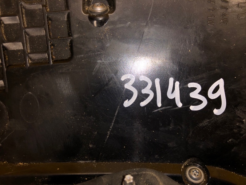 Фонарь наружный правый AVENSIS 08-18 Фонарь наружный правый AVENSIS 08-18