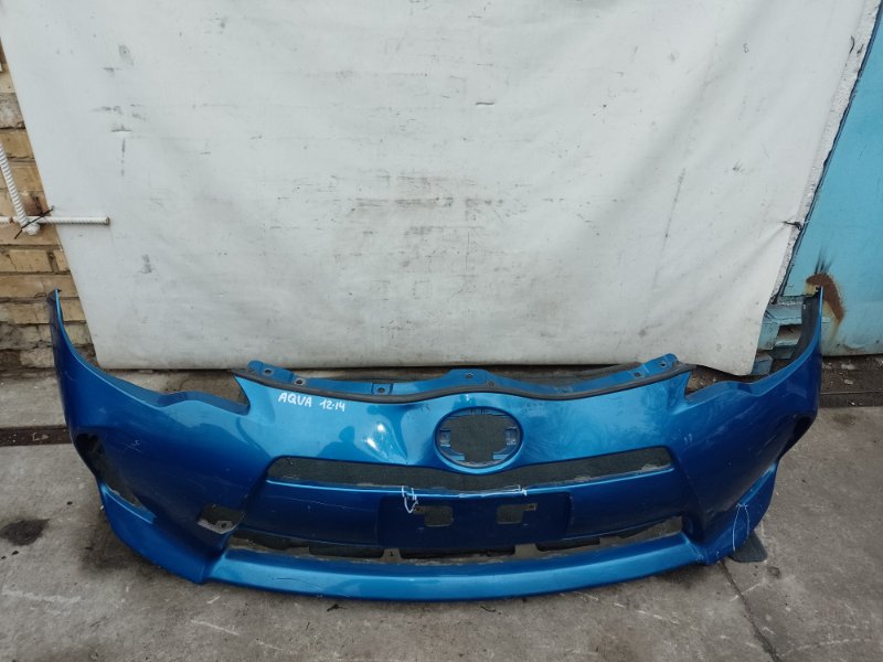 Бампер передний PRIUS C/AQUA 11-14