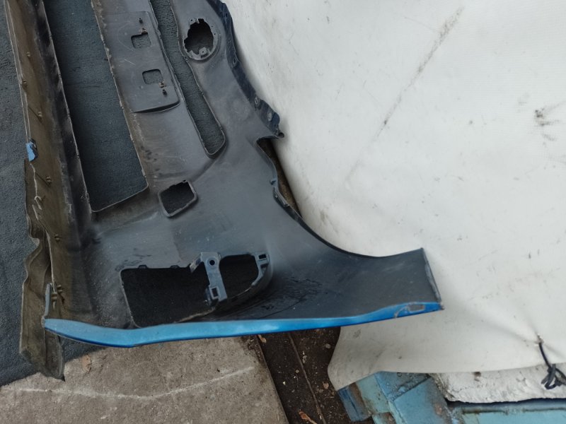 Бампер передний PRIUS C/AQUA 11-14