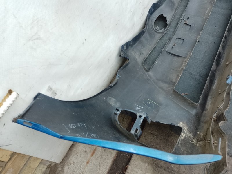 Бампер передний PRIUS C/AQUA 11-14