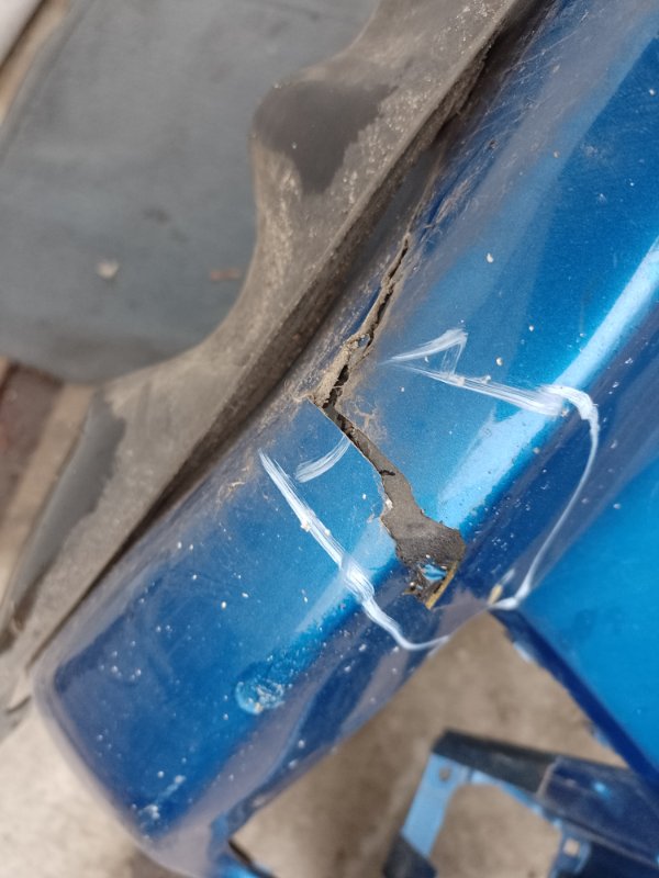 Бампер передний PRIUS C/AQUA 11-14