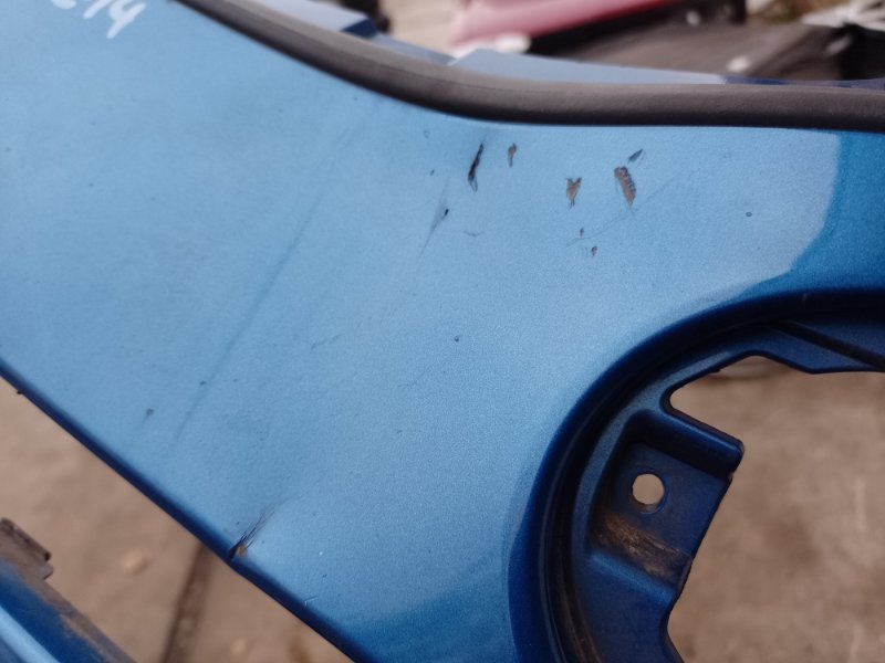 Бампер передний PRIUS C/AQUA 11-14