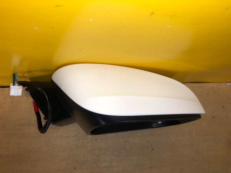 Зеркало переднее правое TOYOTA RAV4 18-