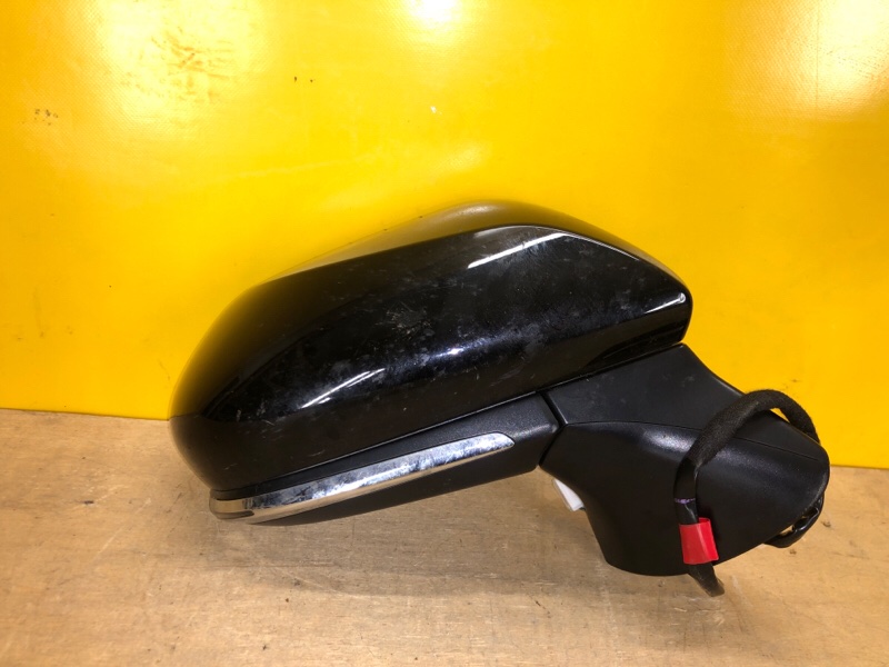 Зеркало правое CAMRY 70 17-