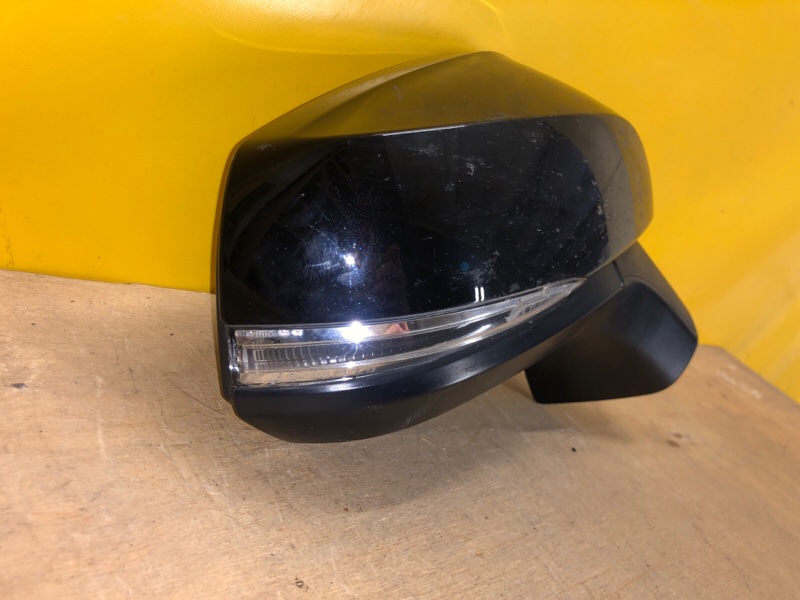 Зеркало правое RAV4 18-