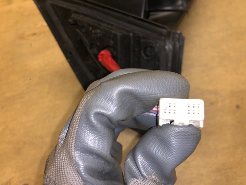 Зеркало правое RAV4 13-19