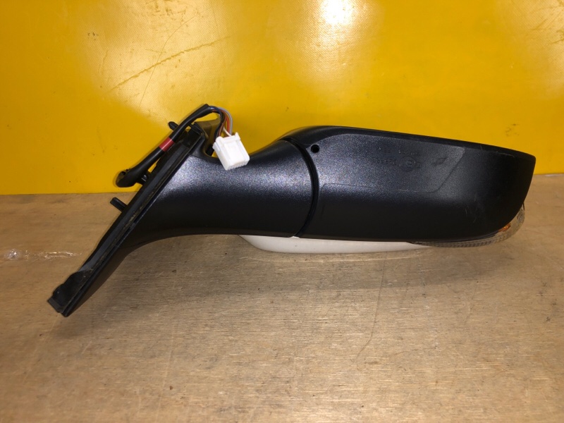 Зеркало правое COROLLA E170 13-19