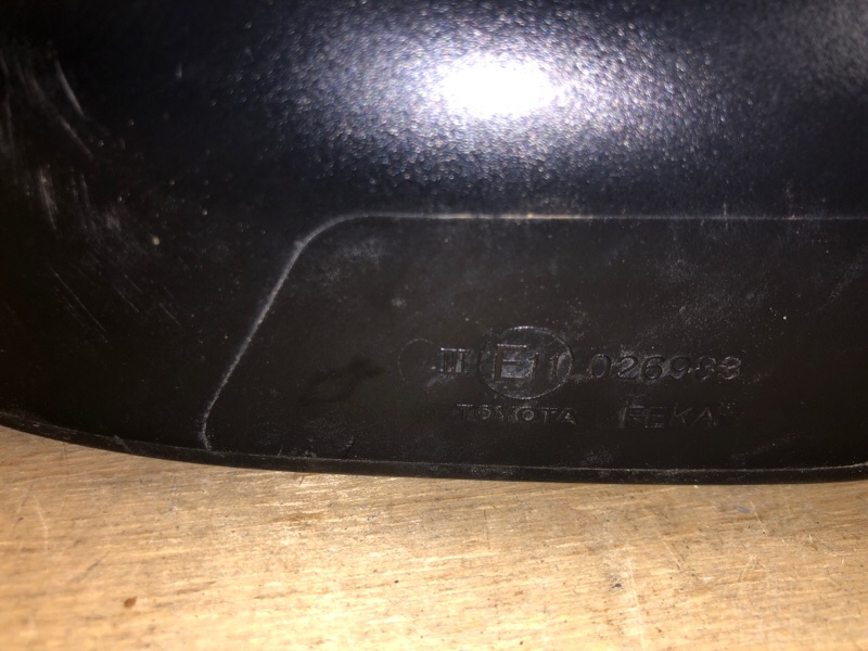 Зеркало правое COROLLA E170 13-19