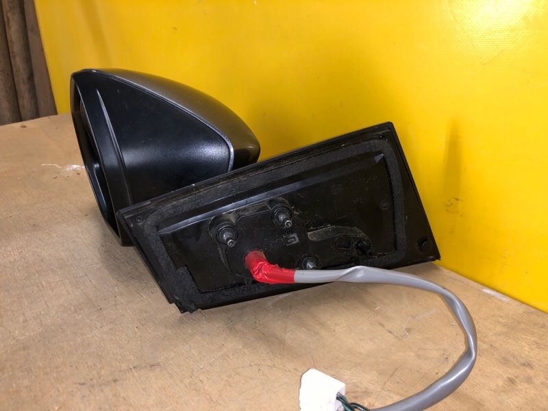 Зеркало левое TOYOTA PRIUS 16-