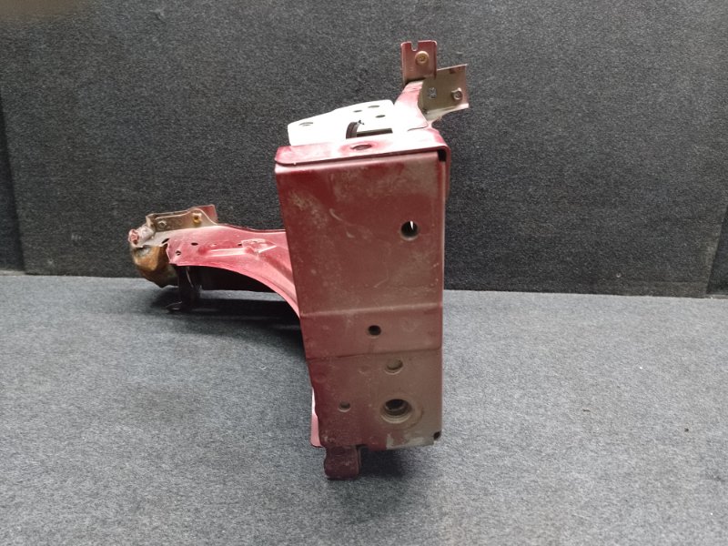 Лонжерон передний правый LEAF 10-17