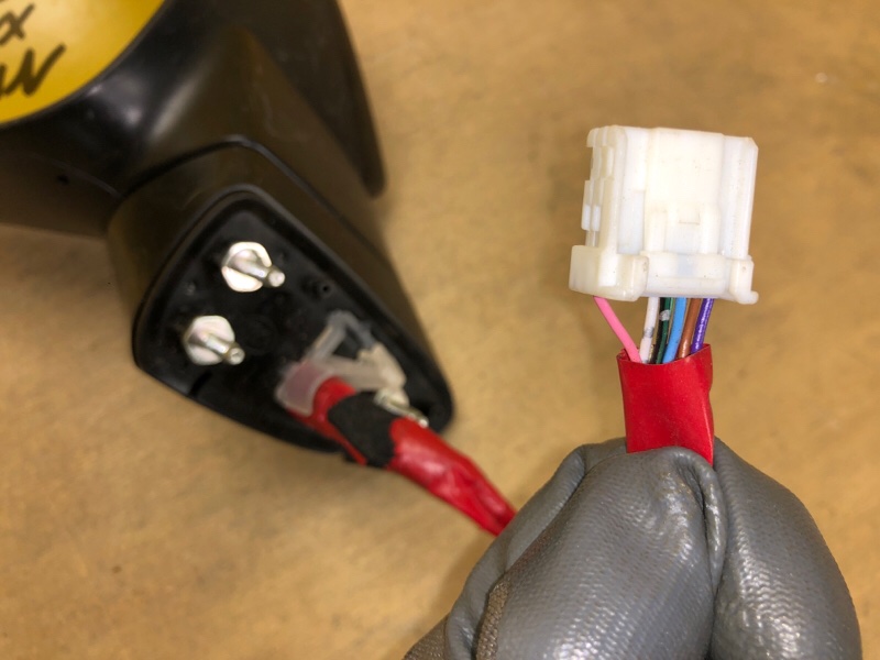 Зеркало левое NX 14-21