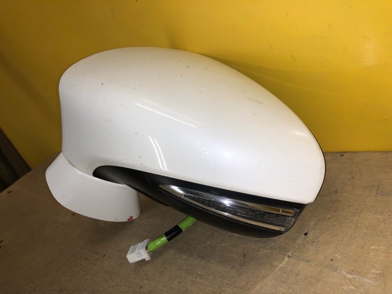 Зеркало левое CT200 17-