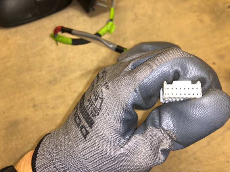 Зеркало правое CT200 17-