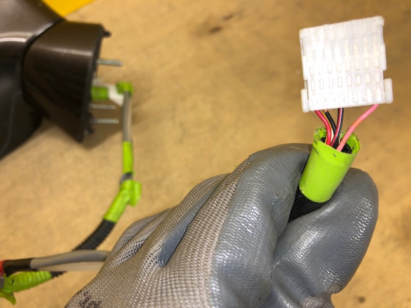 Зеркало правое CT200 17-