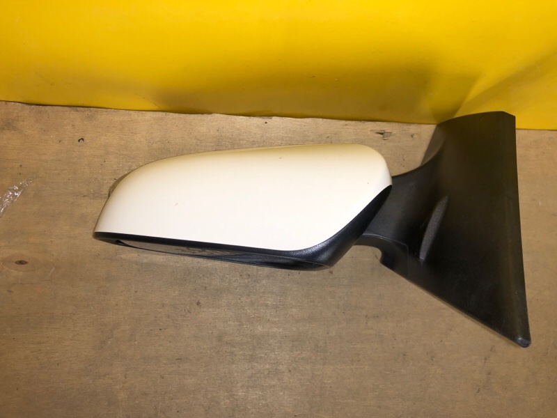 Зеркало левое TOYOTA COROLLA E170 13-19