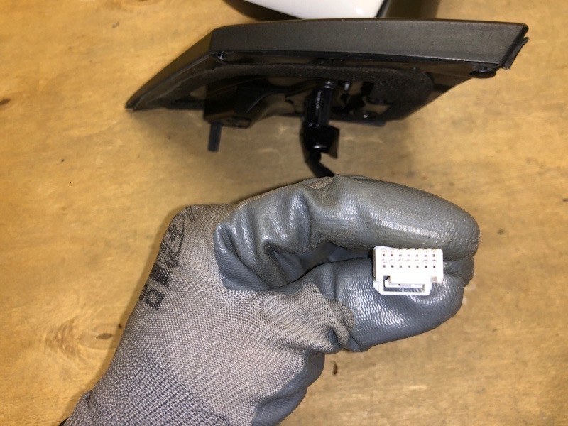 Зеркало левое COROLLA E170 13-19