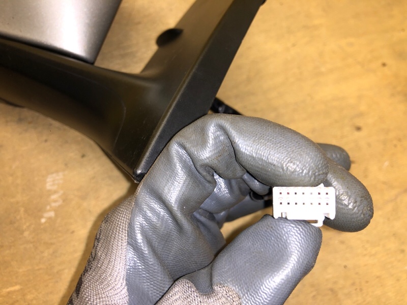 Зеркало правое COROLLA E170 13-19