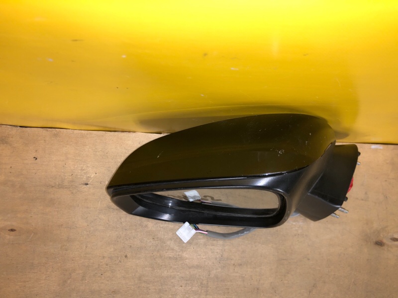 Зеркало левое RAV4 18-