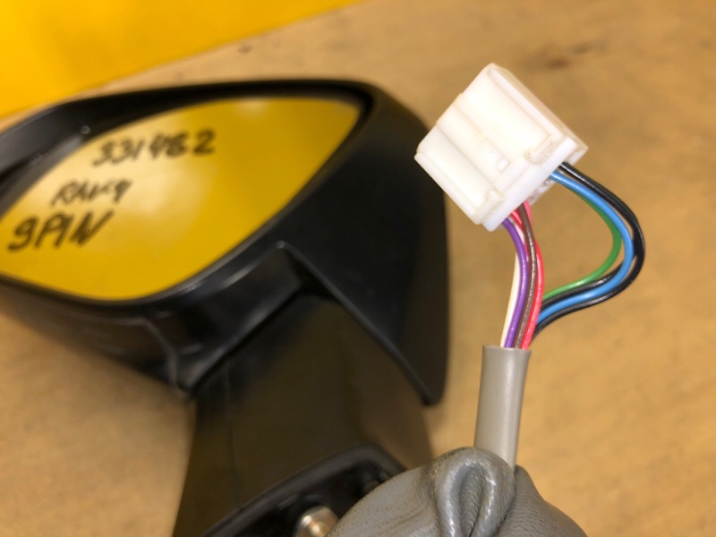 Зеркало левое RAV4 18-